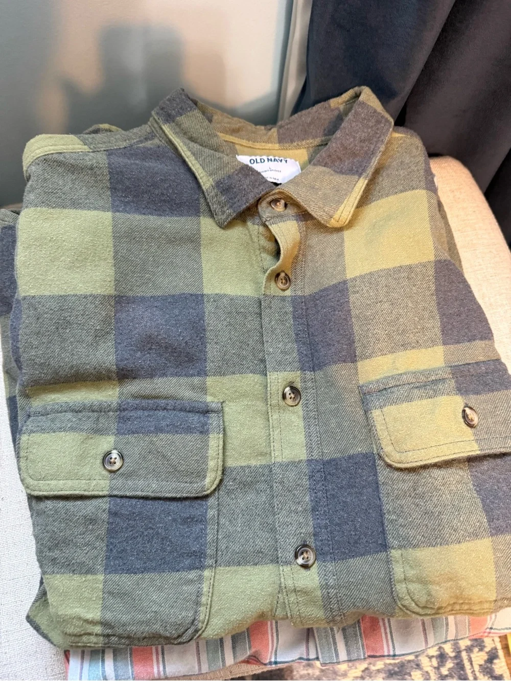 Flannel shirt lot- 4 shirts